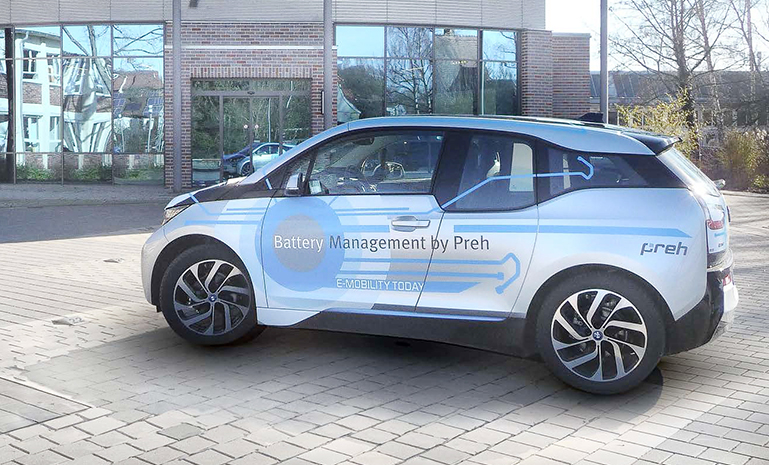 BMW i3 ͣ������˾�ſ� ����ʹ��.jpg